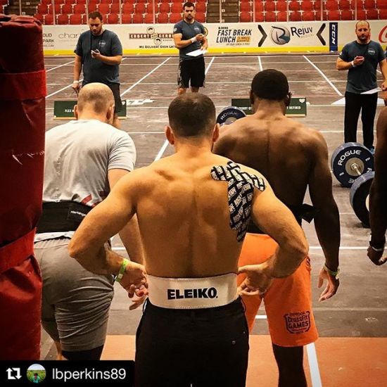 Thanks for the cool shot @lbperkins89 #granitegames in the books. So much fitness! #windycitycrossfit #inthezone #whysoserious #deadlifts #eleiko #candid