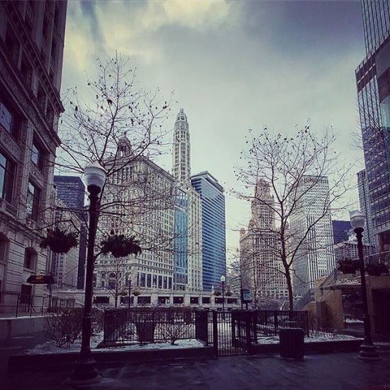 #onchicagotime :
:
:
:
:
#chicago #chiberia #frozentundra #frozencity #city #cityscape #citylife #cityview #parkinthecity #citypark #parklife #chicagoriver #chicagoriverwalk #riverwalk #lakemichigan #michiganave #magmile #architecture #chicagogram #winter #chicagowinter #chitown #chicity #chicityshots #windycity #windycitylivin